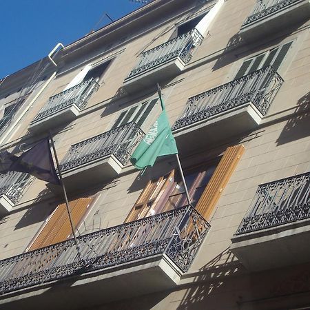 Hostel Turisol Barcelona Bagian luar foto