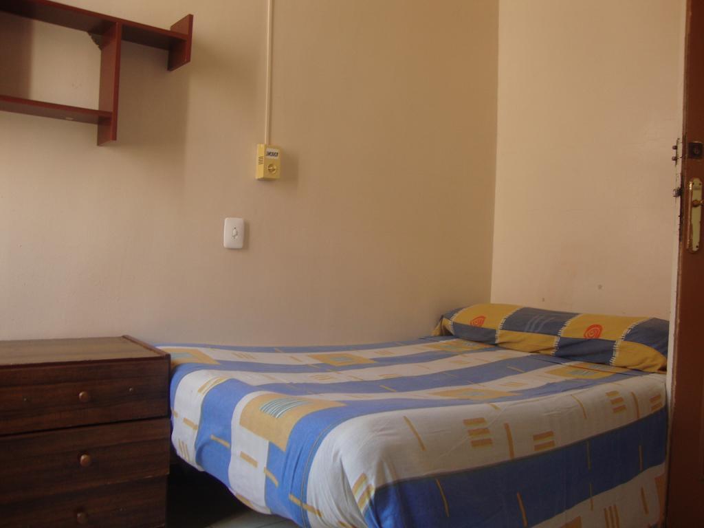 Hostel Turisol Barcelona Ruang foto