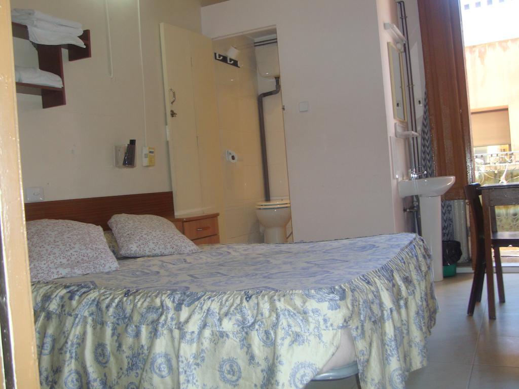 Hostel Turisol Barcelona Ruang foto