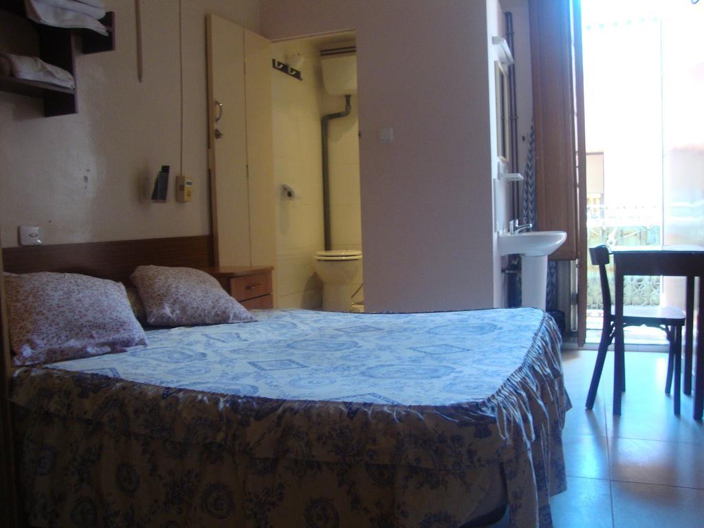 Hostel Turisol Barcelona Ruang foto