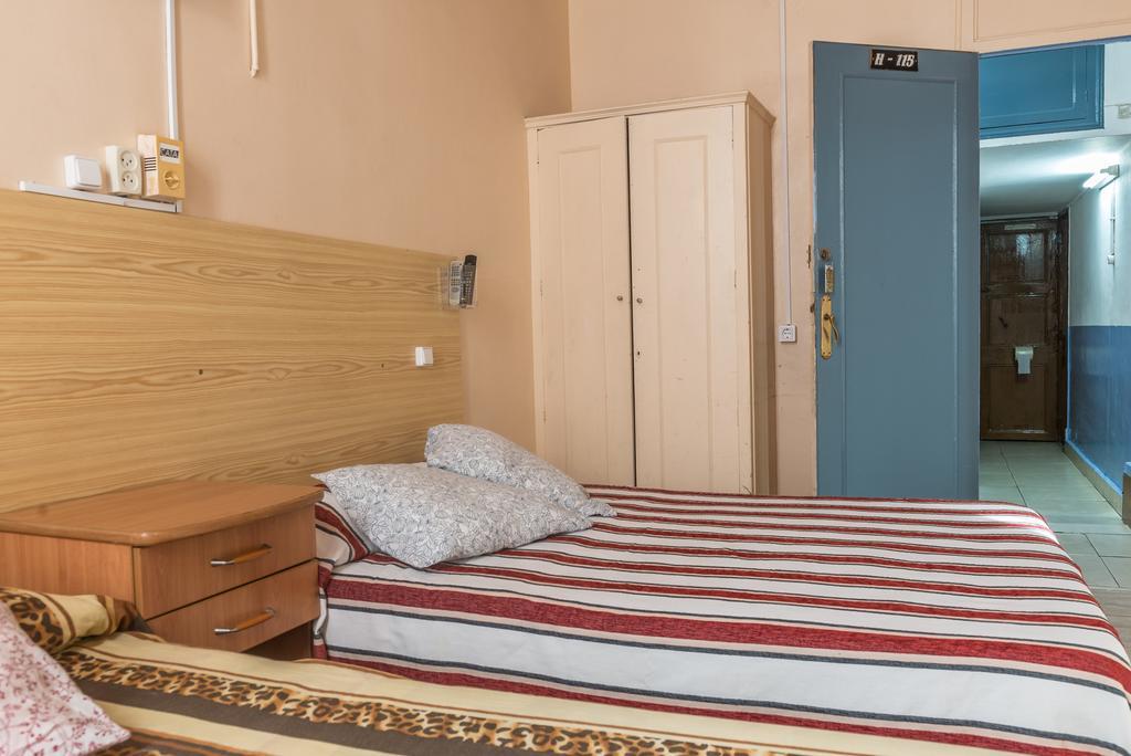 Hostel Turisol Barcelona Bagian luar foto